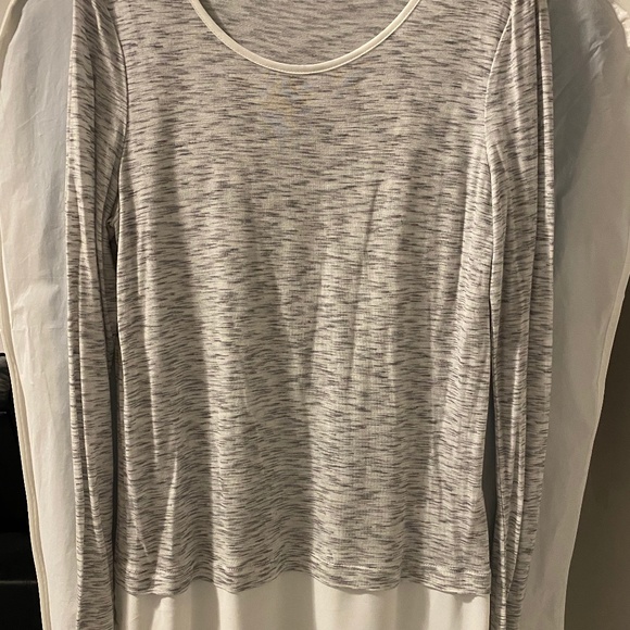 Reitmans Women's White & Grey Top - Picture 1 of 3